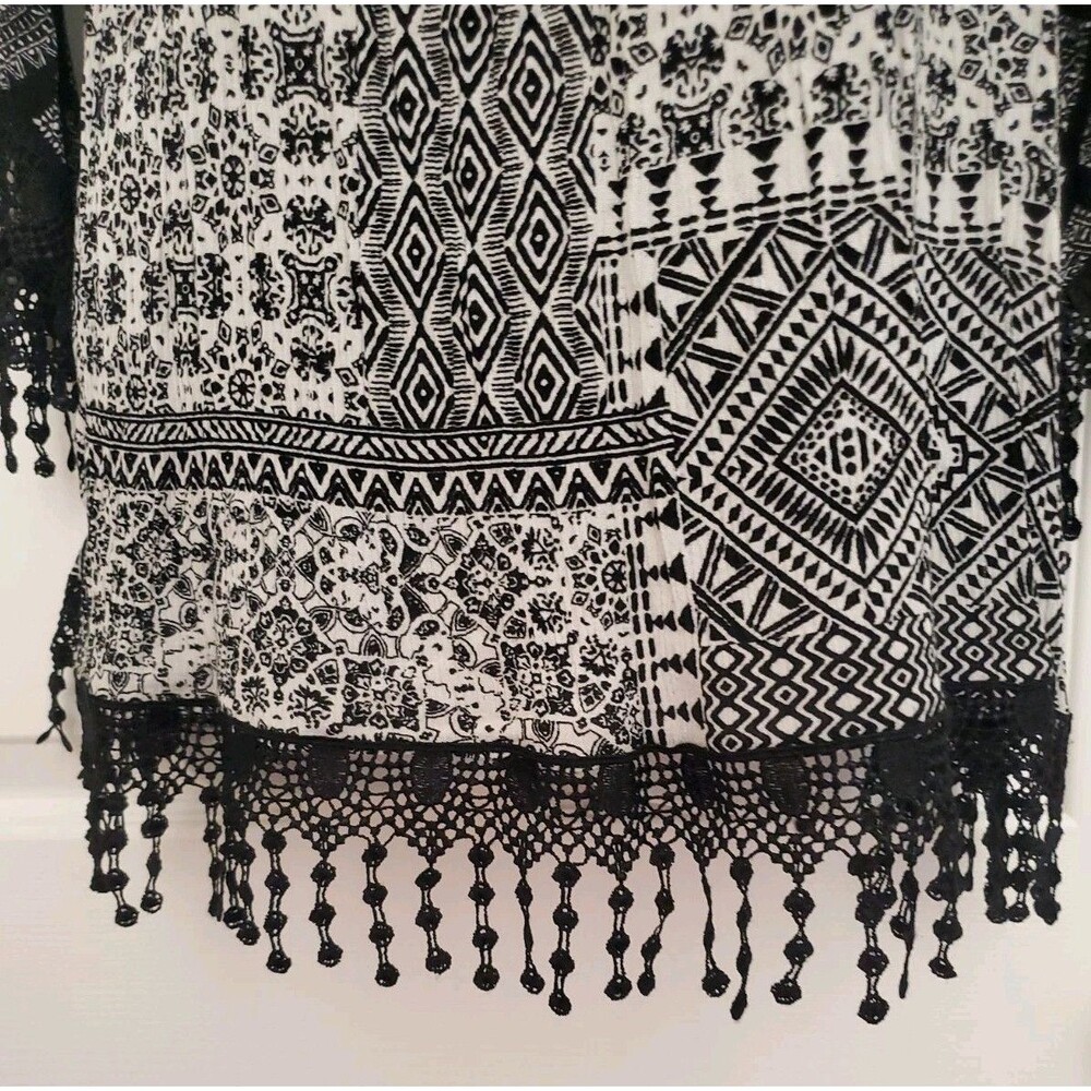 Ruby Rd. Black & White Boho Geometric Womens Top … - image 4